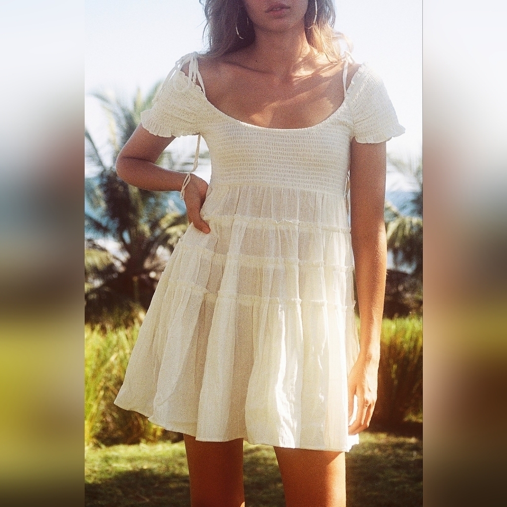 Free People- Women's Cream Pleated Sz S Sundress with Puff Sleeves With Pocket
